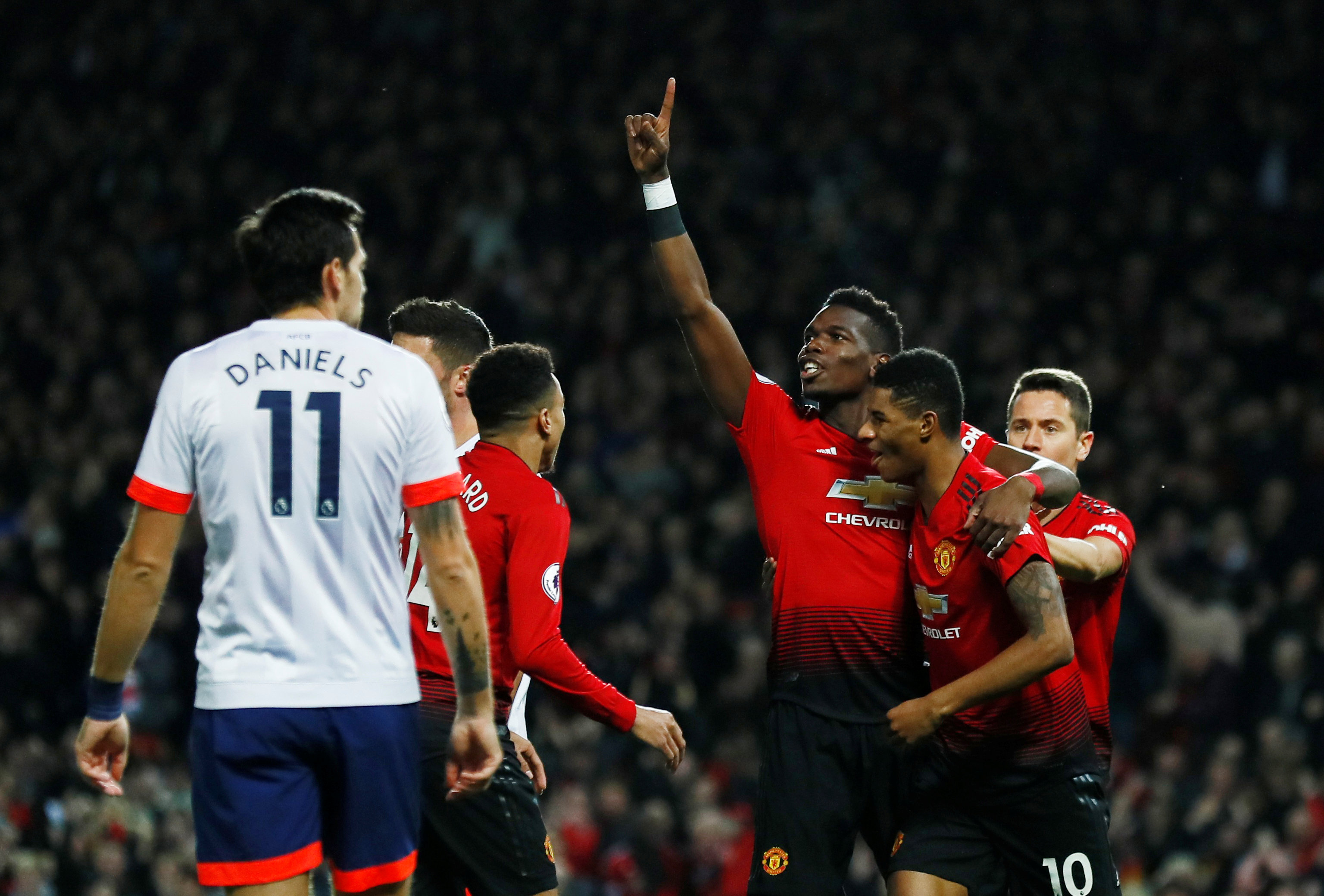 教练组在比 教练组在比